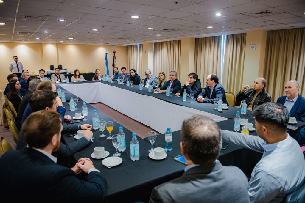 Encuentro entre la Cámara Minera de Catamarca y la Cámara Argentina de Empresas Mineras para la articulación de una agenda provincial y regional