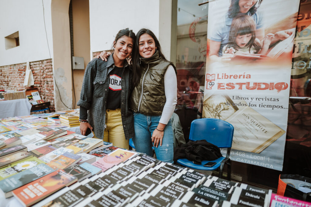 Mucho para leer y hacer en la primera jornada del Mercado de Libros