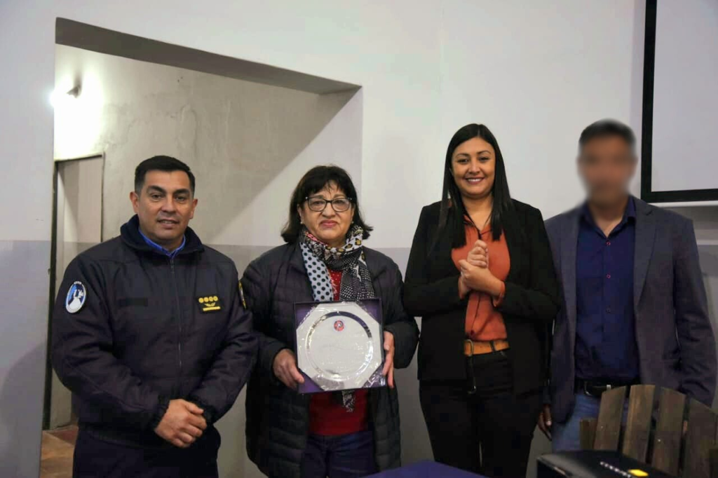 Reconocimiento y Entrega de Equipamiento en la Dirección de Drogas Peligrosas
