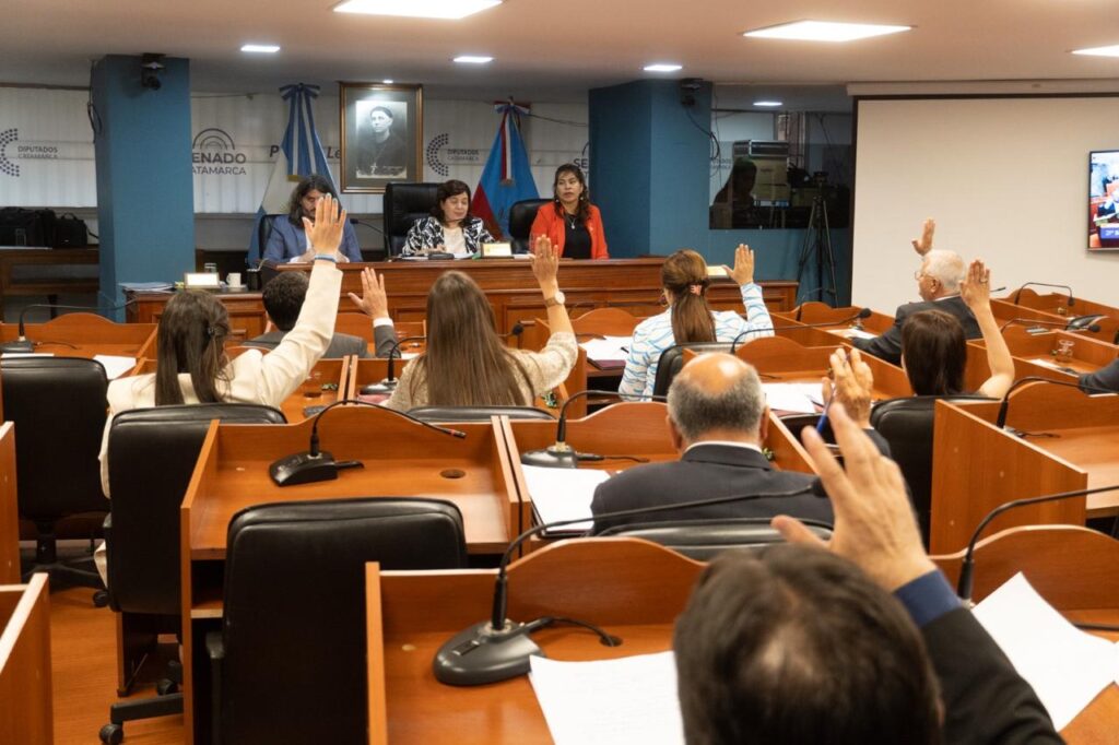 El Senado se reunió en su 21° Sesión Ordinaria