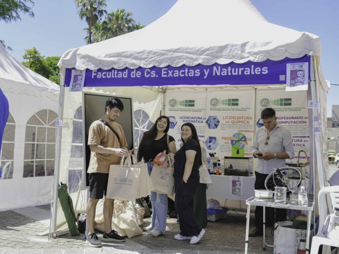Gran convocatoria en la jornada “Modo Futuro On” organizada por el CEDECITCA (4)