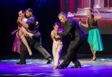 Mora Godoy y La Máquina Tanguera brillaron en la Feria del Libro