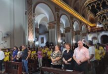 «El comunicador está llamado a ser luz en medio de la oscuridad»