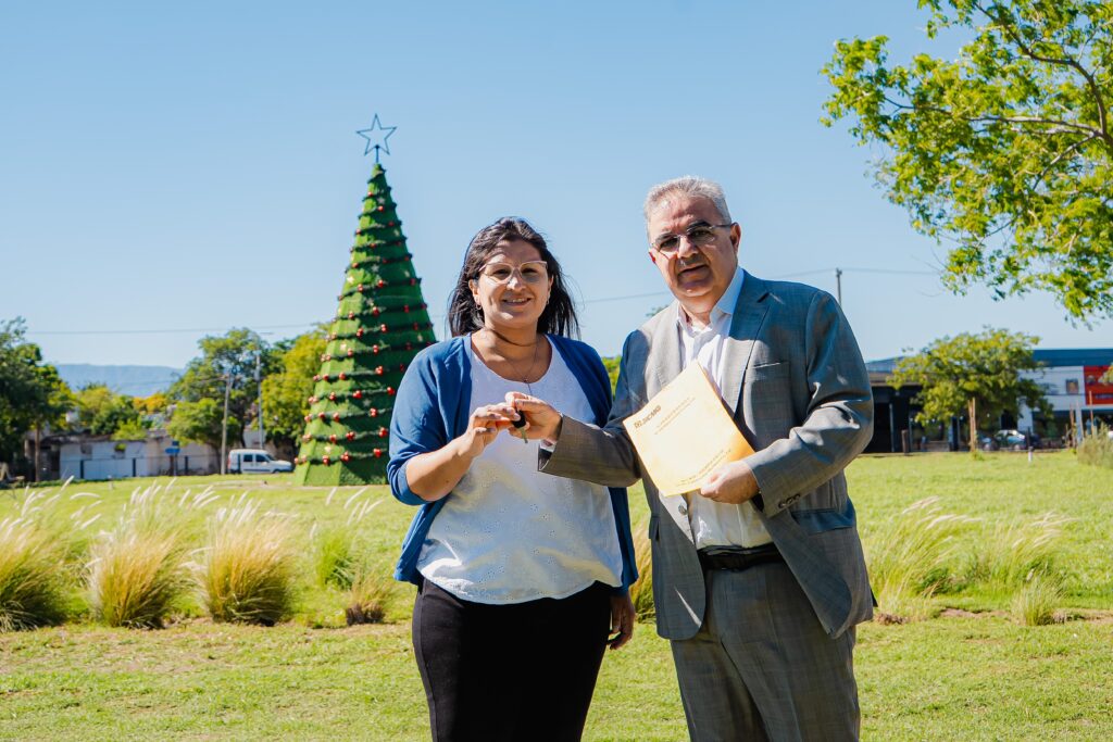 El municipio de Santa María recibió una pala cargadora y avanzan obras de infraestructura clave