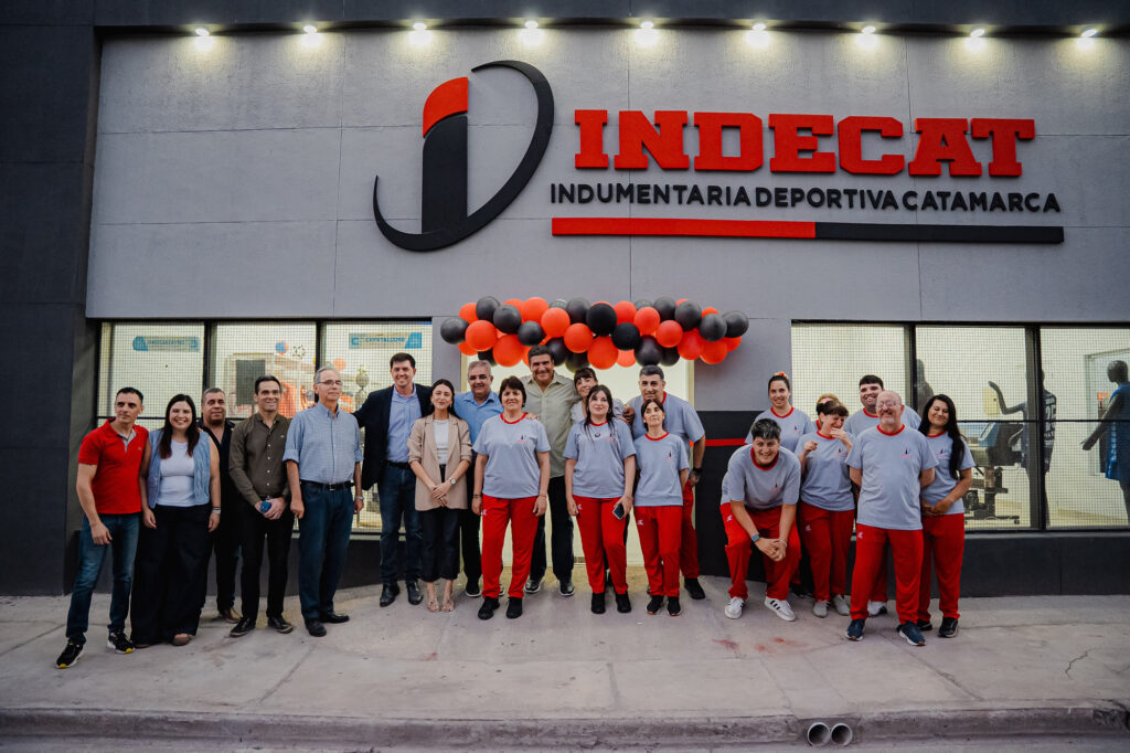 “Sin la ayuda de Gobierno, hubiese sido imposible”: fábrica de indumentaria deportiva estrenó casa propia