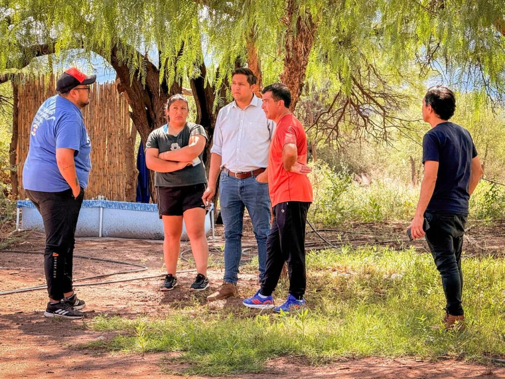Asistencia a familias afectadas por las intensas lluvias en Tinogasta