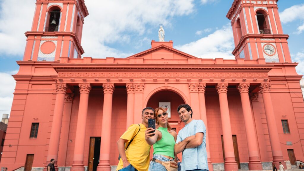 Recorridos urbanos y escapadas naturales para Semana Santa