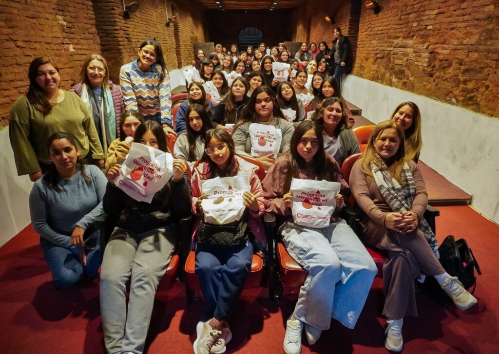 Lanzaron el Programa de Gestión Menstrual 2026 con ESI y Vínculos Sanos