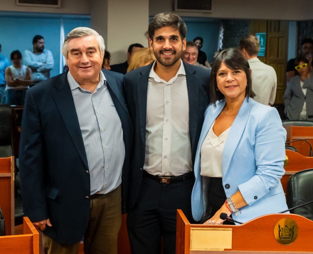 El oficialismo rechazó el proyecto para proteger el salario de los empleados públicos