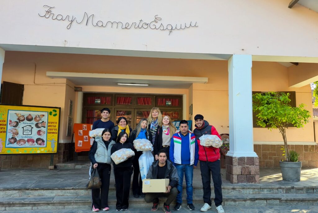 Jóvenes llevaron alegría y acompañamiento al Hogar Escuela
