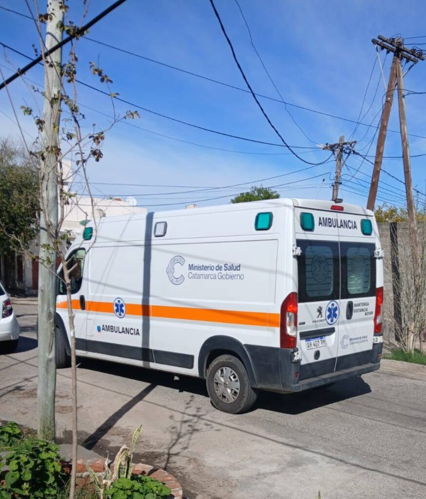 Denuncian presunto uso indebido de ambulancia oficial y designaciones irregulares en el ámbito de Salud