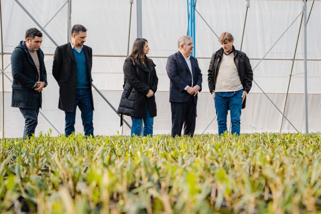Empresa agroindustrial inaugura un vivero con tecnología de avanzada en FME