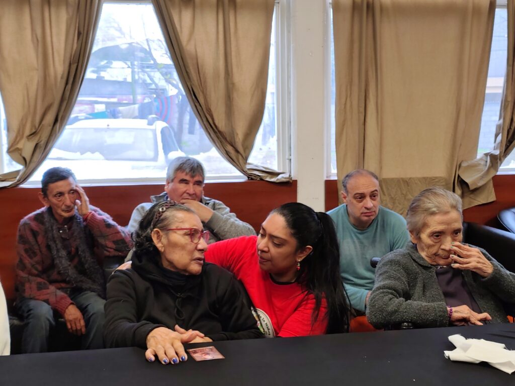 Emotiva y fraterna visita de periodistas al Hogar de Ancianos