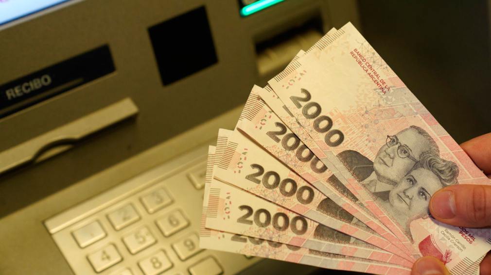 Están las fechas de pago de haberes para la Administración Pública y docentes