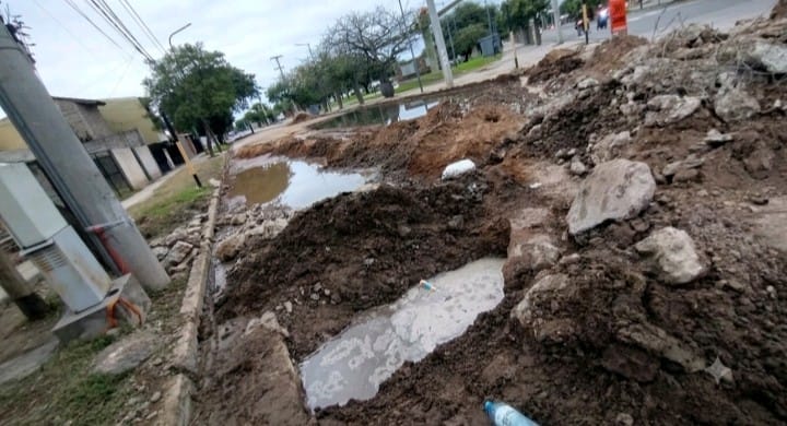 La Municipalidad de la Capital finalizó las obras de repavimentación integral en la calle Maipú Norte