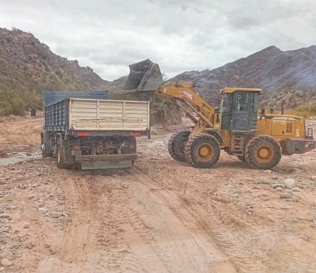 Finalizaron las tareas de mejoramiento del camino de acceso a El Durazno