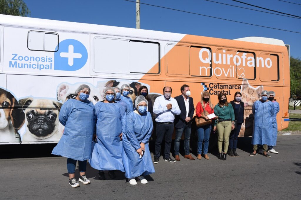 El municipio capitalino puso en marcha el plan de castración móvil y censo animal en Valle Chico