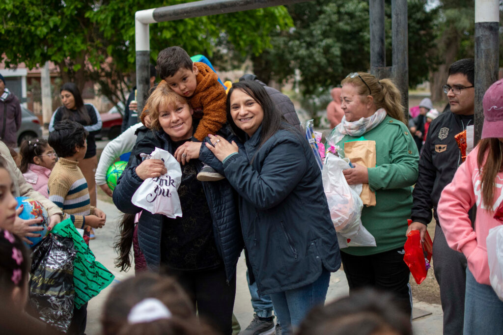 La militancia justicialista lleva el Mes de las Infancias a distintos puntos de Fray