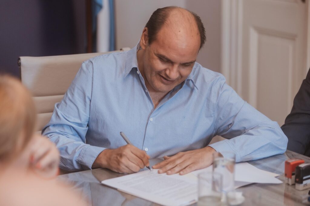 Capital cerró el acuerdo salarial con el SOEM