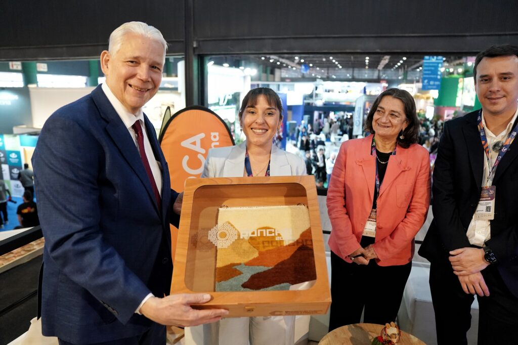 Catamarca fortalece vínculos internacionales durante la FIT