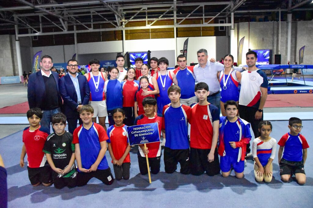 Primeras tres medallas de oro para Catamarca en el Nacional de Trampolín