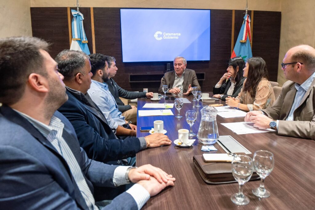 El Gobierno y Galan Litio firmaron acuerdos para consolidar el proyecto Hombre Muerto Oeste y confirmaron un nuevo aporte para la Ruta 43
