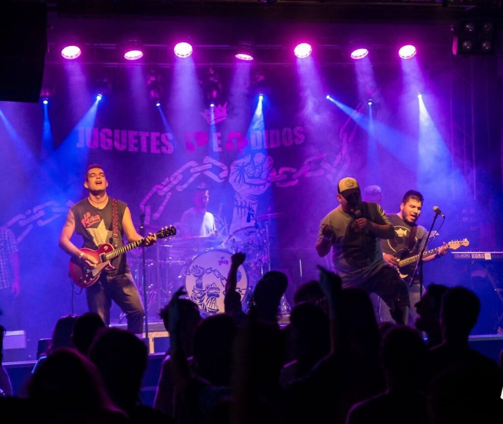 Este sábado se vive el Poncho Rock 2026