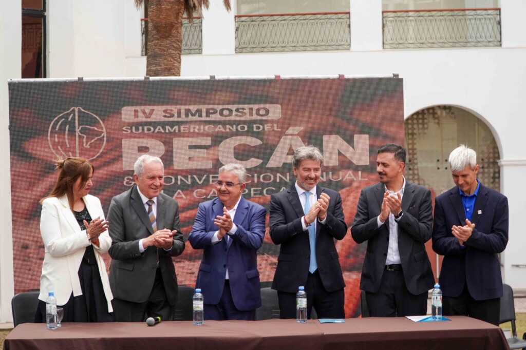 Se lanzó oficialmente el IV Simposio Sudamericano de Pecán
