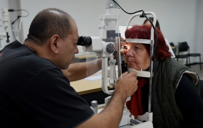 La Capital realizará una jornada de prevención y control de enfermedades visuales en Villa Eumelia