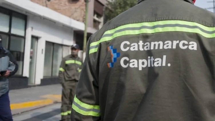 La Capital junto al vecino implementan el «Sistema de recuperación de veredas degradadas»