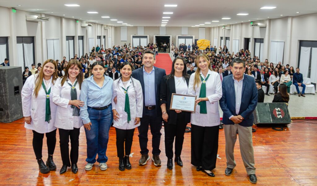 Fray Mamerto Esquiú celebró los 405 años de su Hito Fundacional y reconoció a vecinos destacados